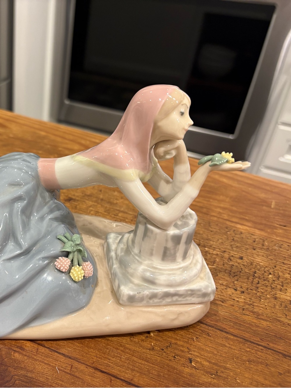 Dolores the Dahlia Maiden Franklin Mint 1984